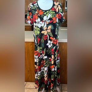 Cuddl Dud’s Floral Maxi Dress